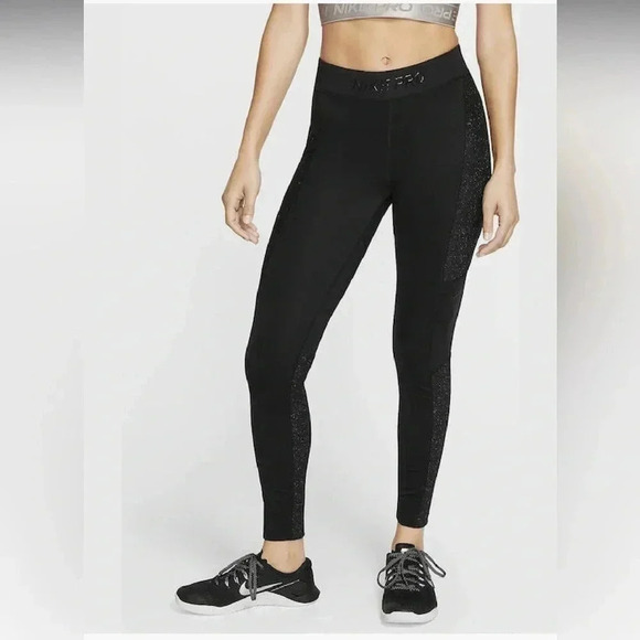 NIKE PRO LEGGINGS - Picture 4 of 9